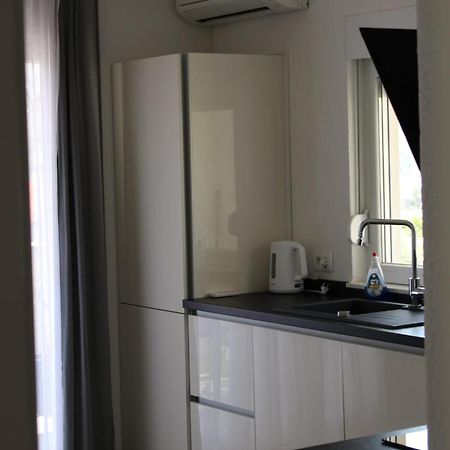 Apartment Merry - Free Garage & Parking Mostar Exterior foto