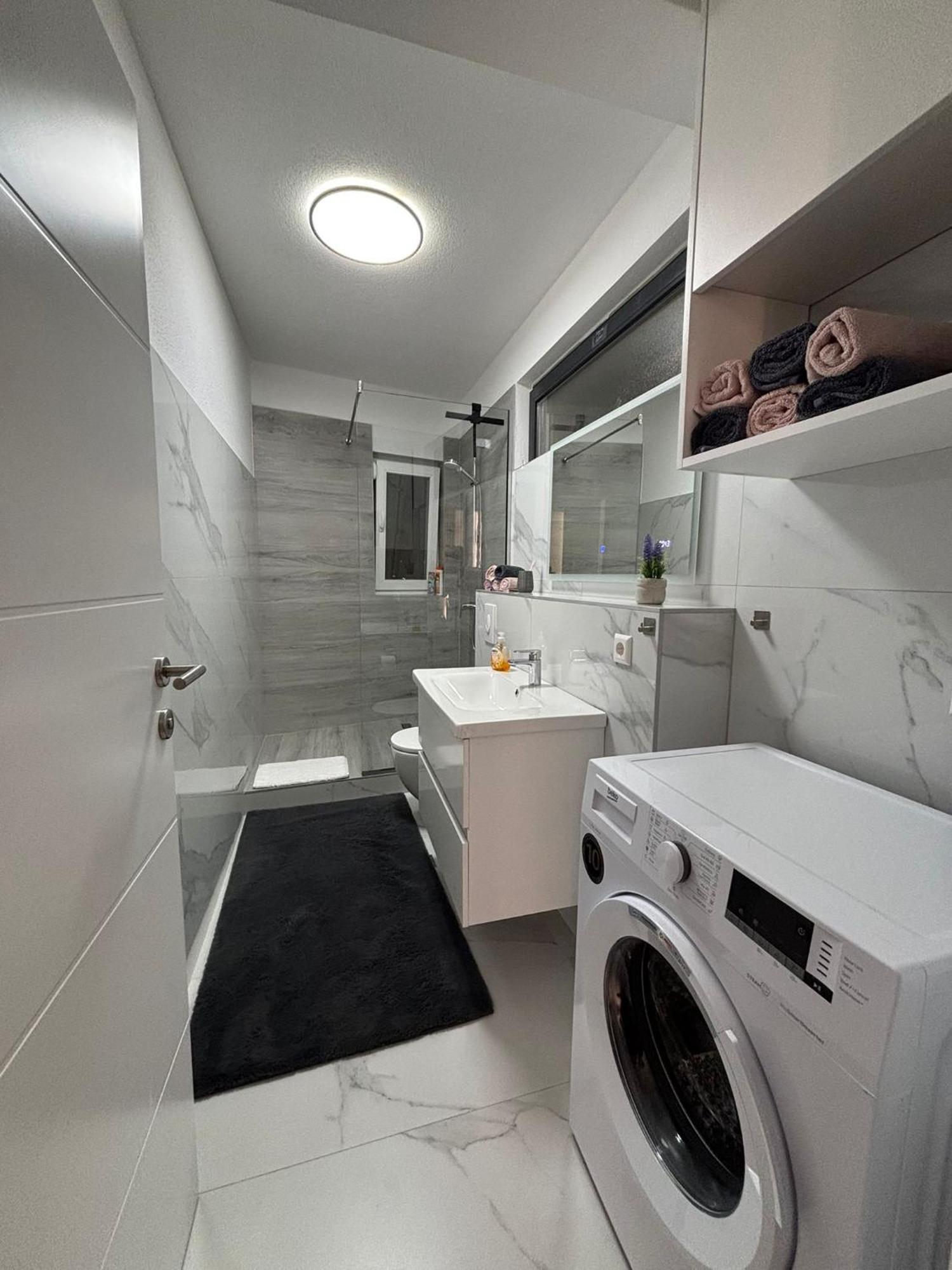 Apartment Merry - Free Garage & Parking Mostar Exterior foto